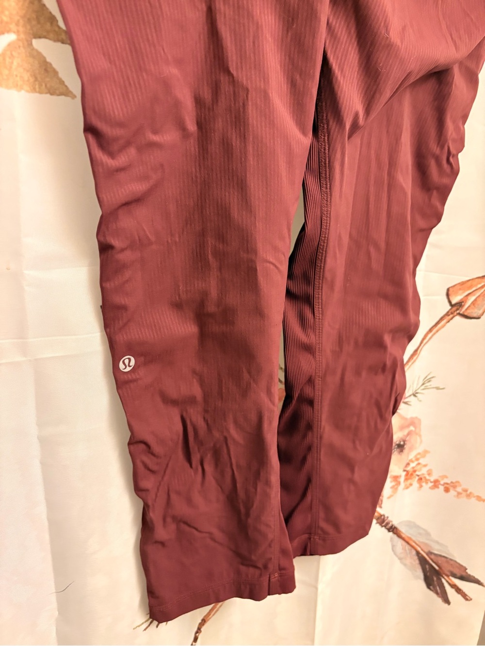 lululemon athletica Maroon Seam-Detail pants size 10 - Picture 4 of 4